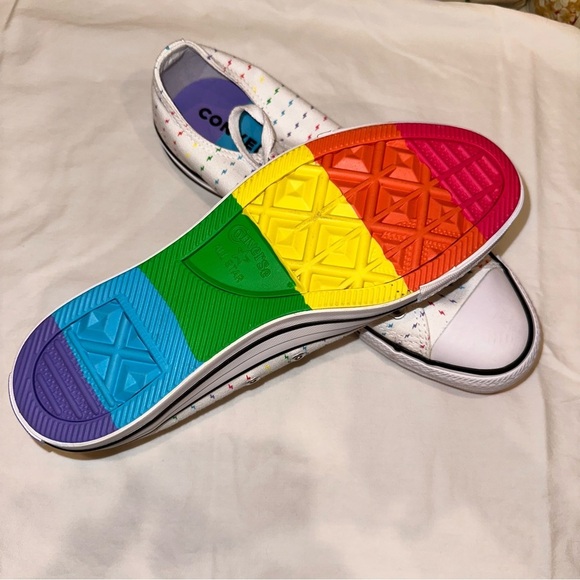 Converse All⭐️Star Pride Sneakers - Picture 2 of 4